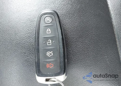 2017 Ford Escape Titanium из США, поврежденный, VIN 1FMCU9JD0HUC86391